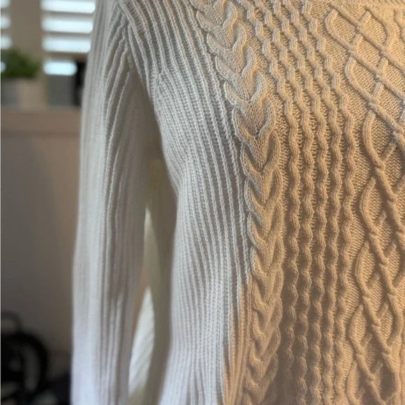 Tommy Hilfiger White Crew Neck Cable Knit Sweater - Picture 5 of 13